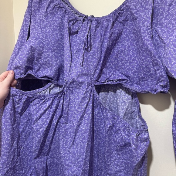 Women’s NWT No Boundaries Purple Floral Cut Out Sides Party Summer Dress Size 3X - Picture 4 of 16